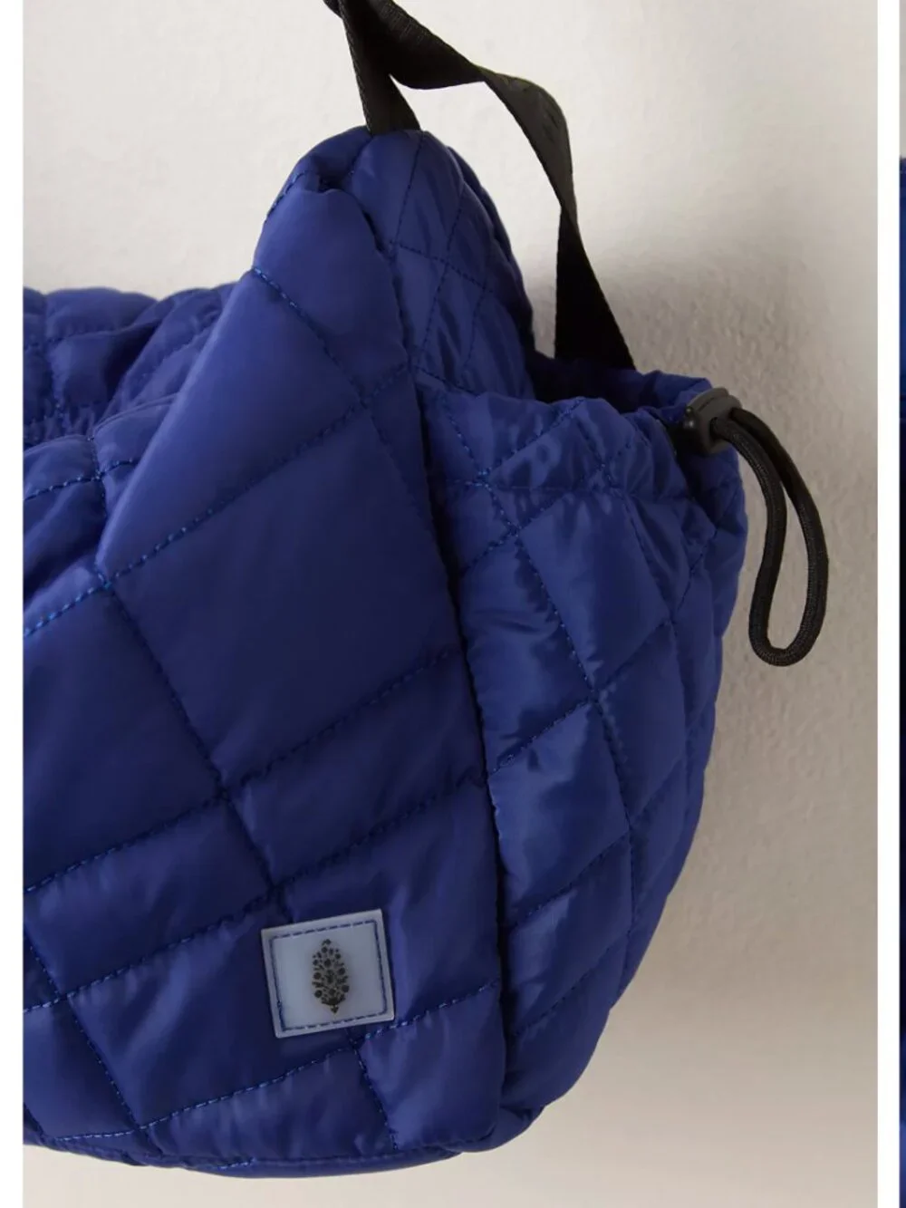 FP Movement Off The Path Carryall Gym Bag (Electric Shock)